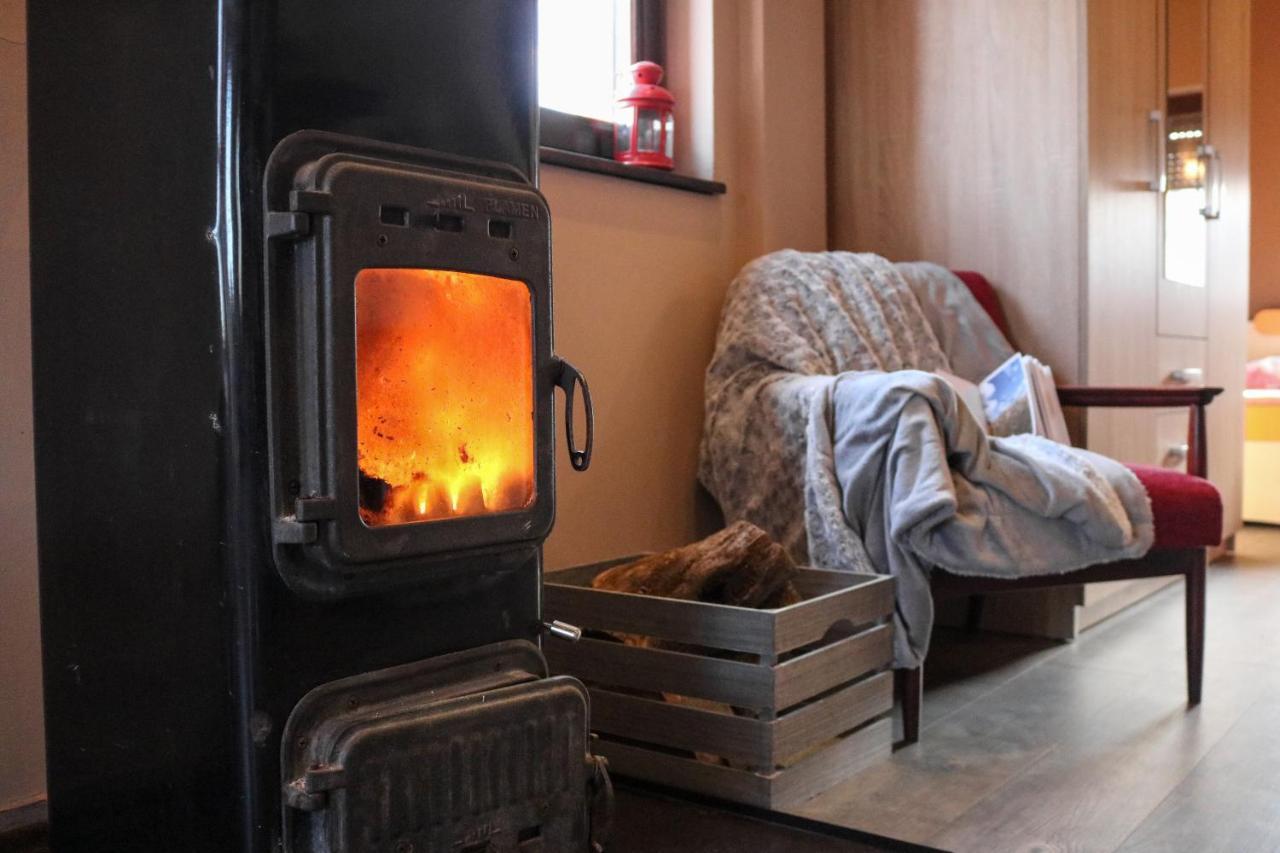 Guest House Studio Apartman Marina - With Jacuzzi, Free Parking, Pet Friendly Karlovac Eksteriør billede