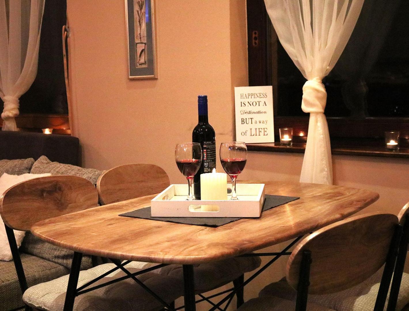 Guest House Studio Apartman Marina - With Jacuzzi, Free Parking, Pet Friendly Karlovac Eksteriør billede